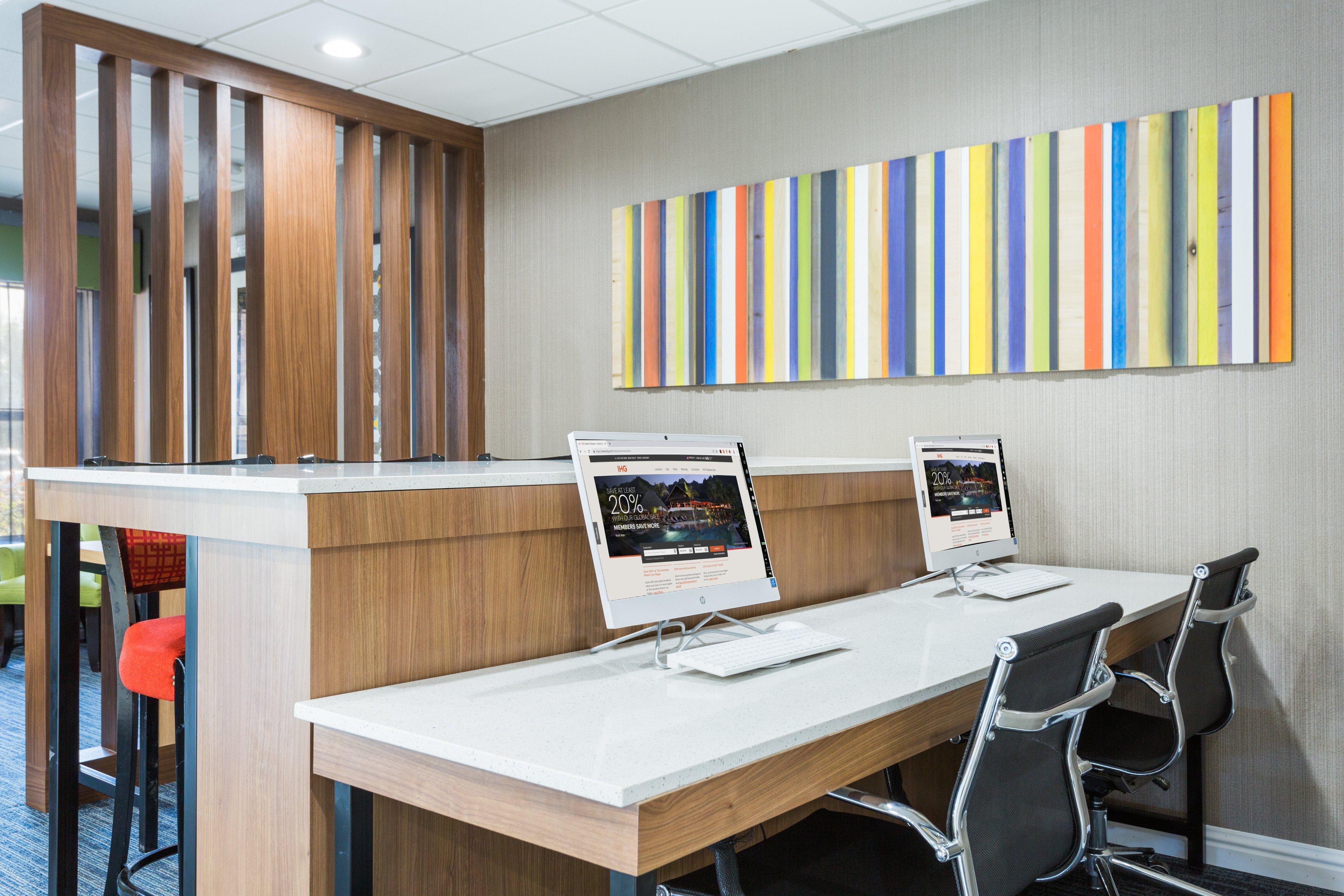 Holiday Inn Express - Plymouth By Ihg Экстерьер фото