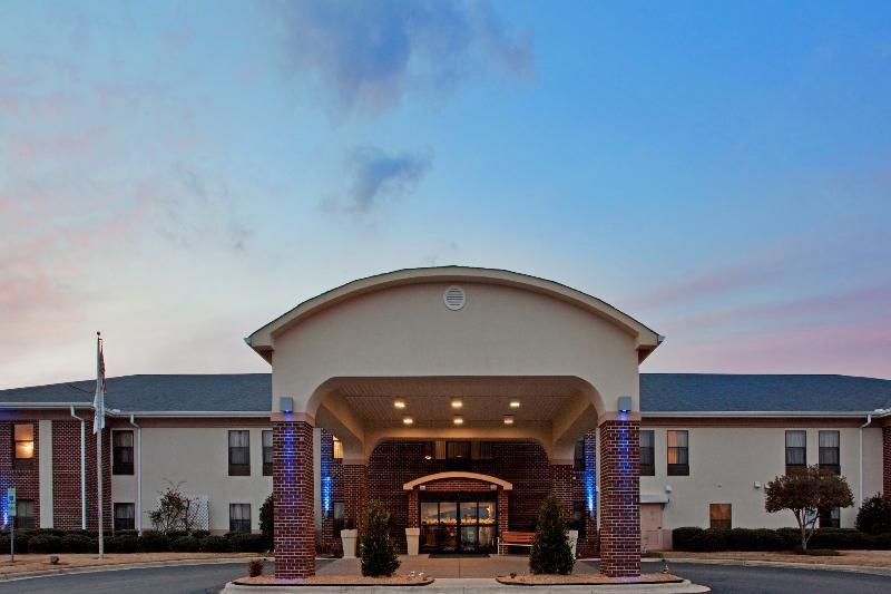 Holiday Inn Express - Plymouth By Ihg Экстерьер фото